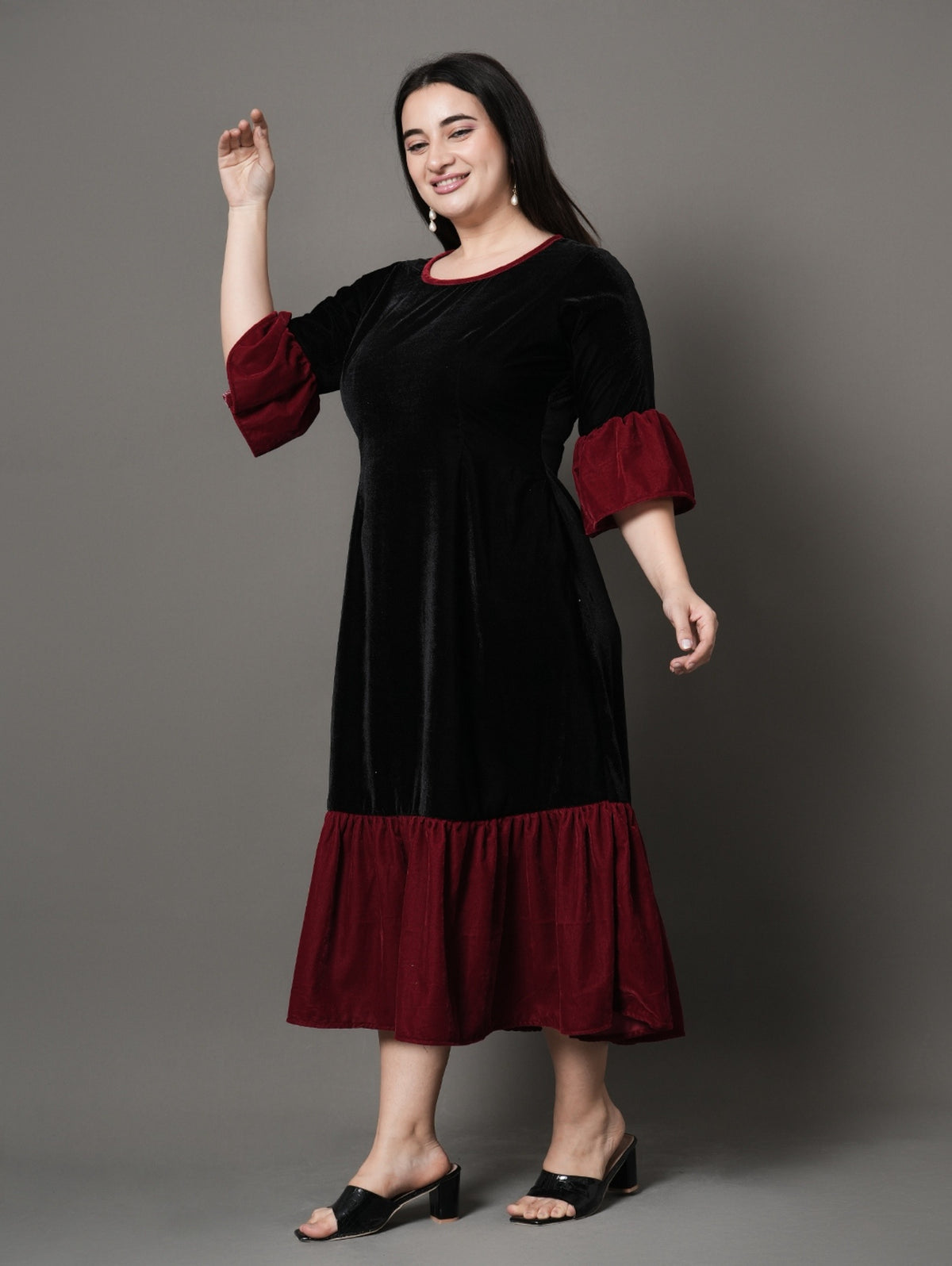 Regal Contrast Velvet Party Dress