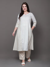 The Eira Linen Set