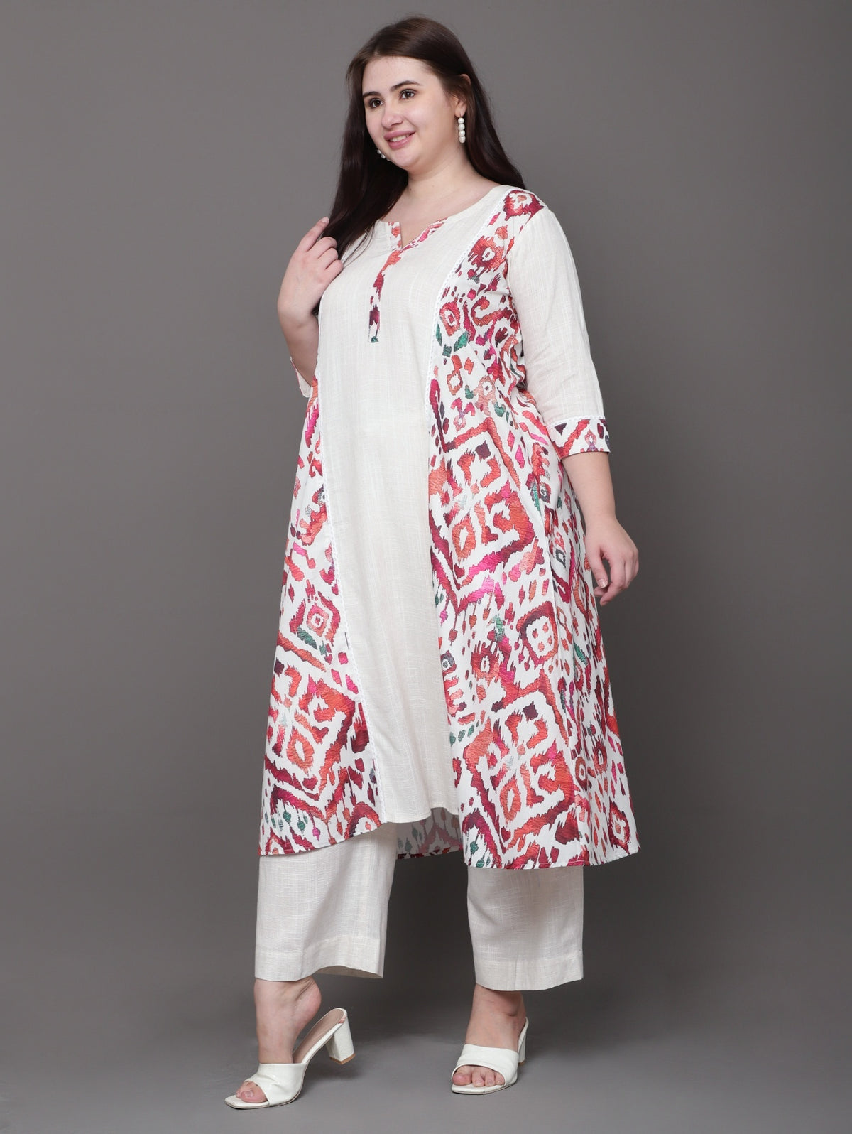 The Aara Linen Set