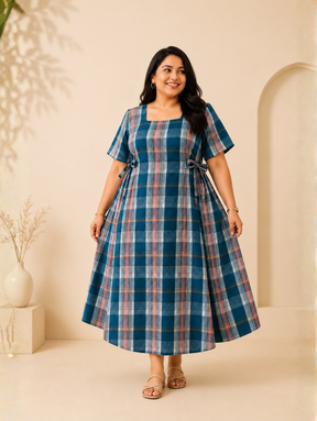 Curvy Cottage Midi Dress