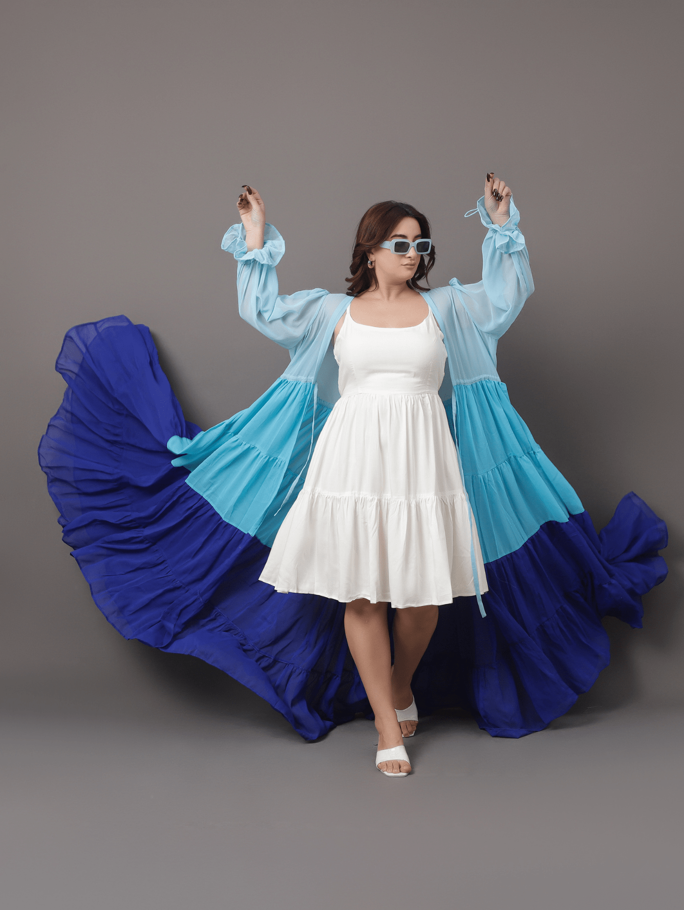 Blue hues Shrug