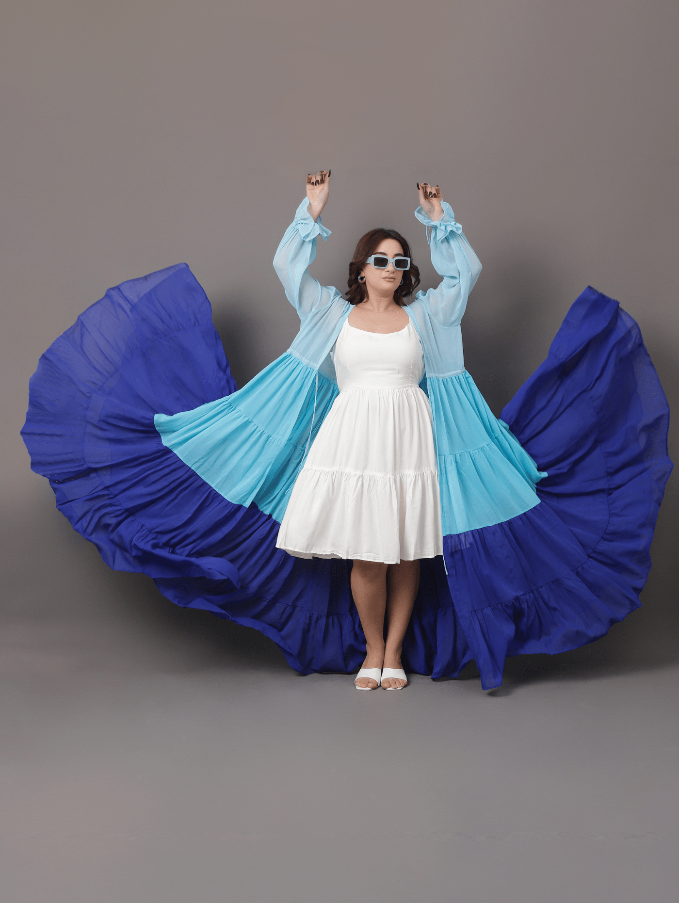 Blue hues Shrug