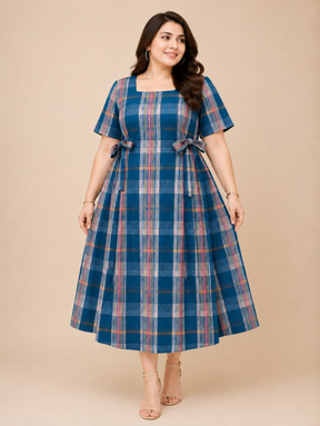 Curvy Cottage Midi Dress