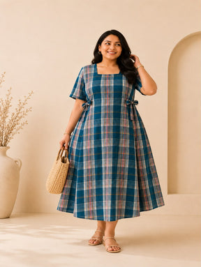 Curvy Cottage Midi Dress